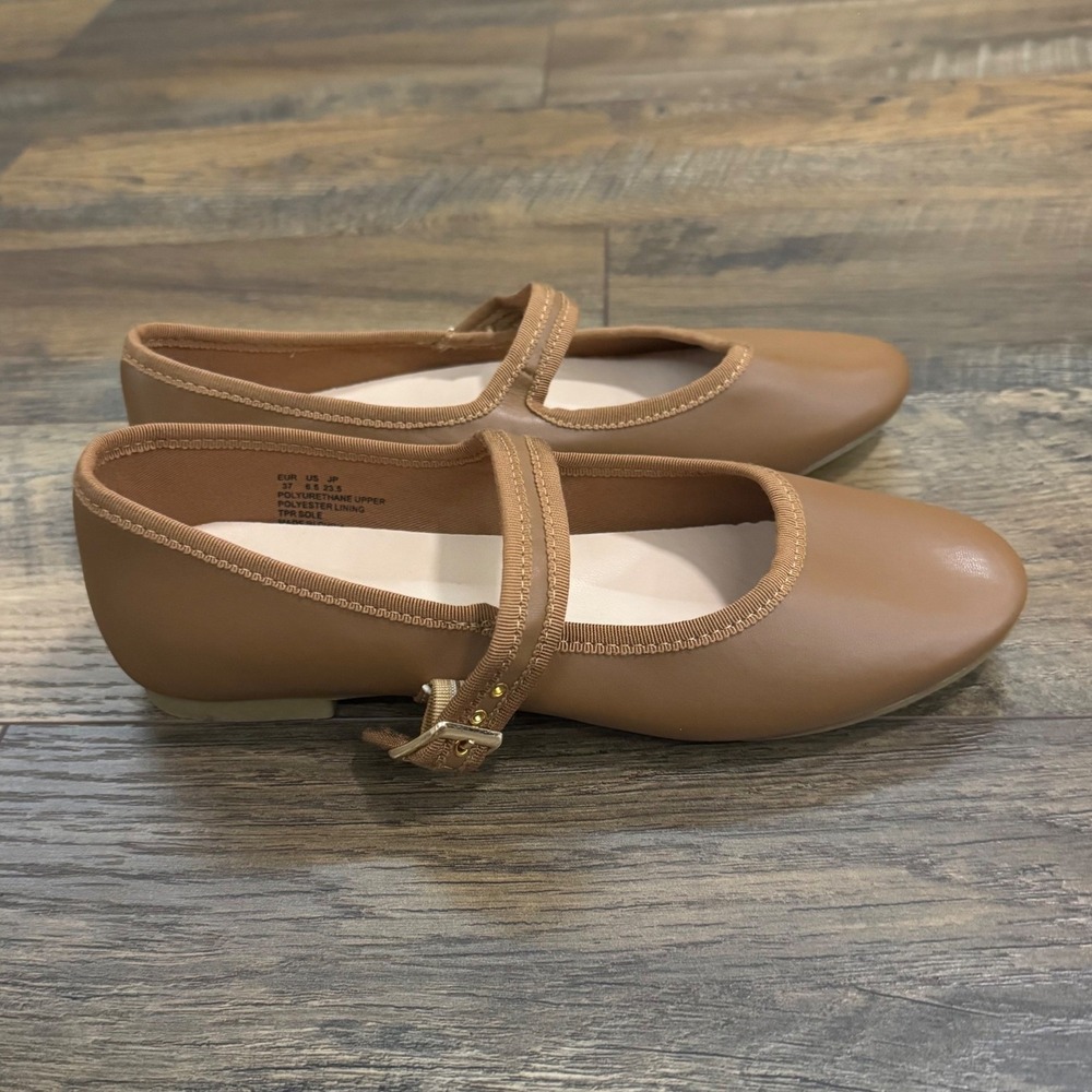 Fever Sole Mary Jane Flats‎ Womens US 6.5 Tan Buckle Ballet Shoes Minimalist